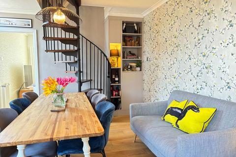 4 bedroom detached house for sale, Cemetery Hill, Hemel Hempstead HP1