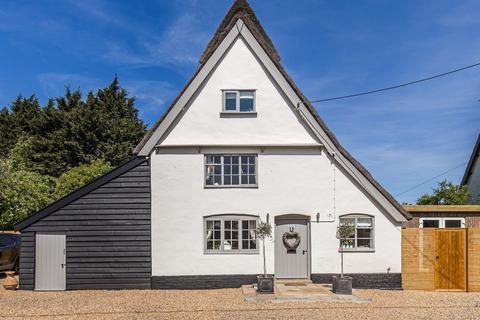 Horham, Eye