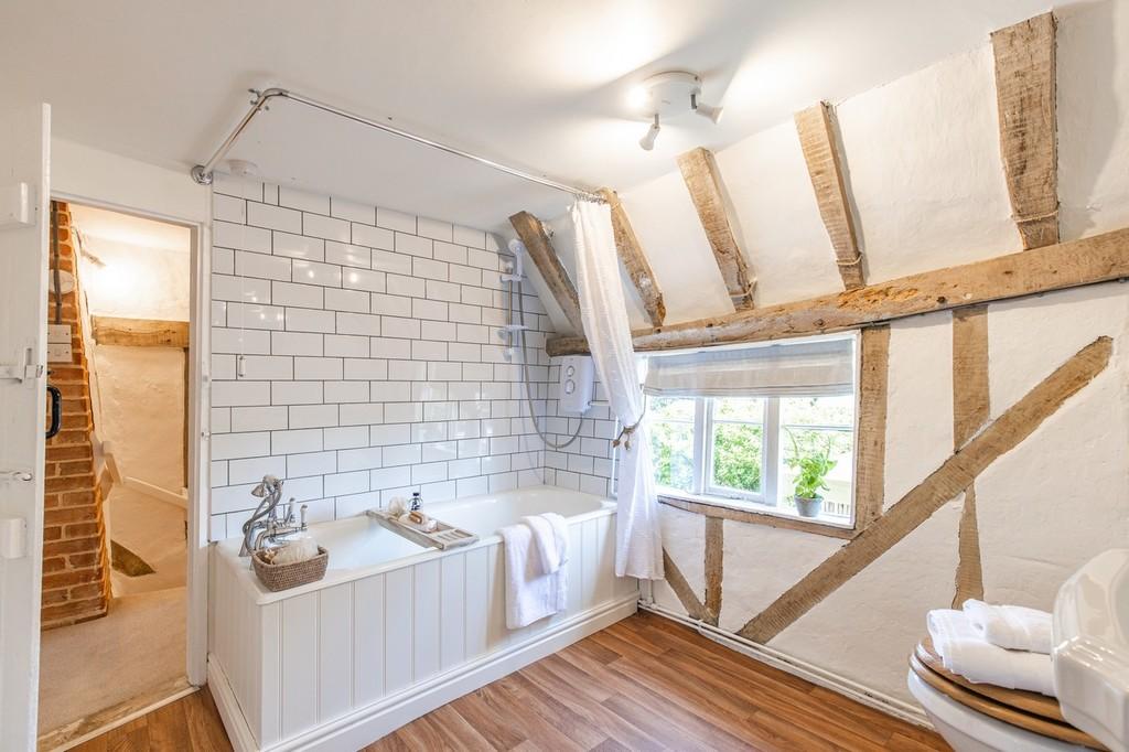 White Cottage House -16