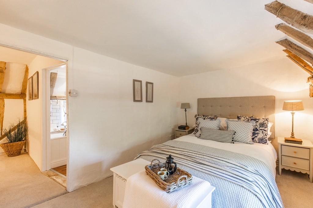 White Cottage House -20