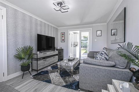 155 Duddingston Drive, Kirkcaldy, KY2 6XQ