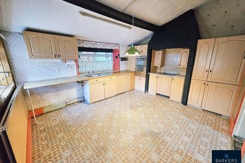 3 bedroom detached house for sale, Bradford Road, Rawfolds, Cleckheaton