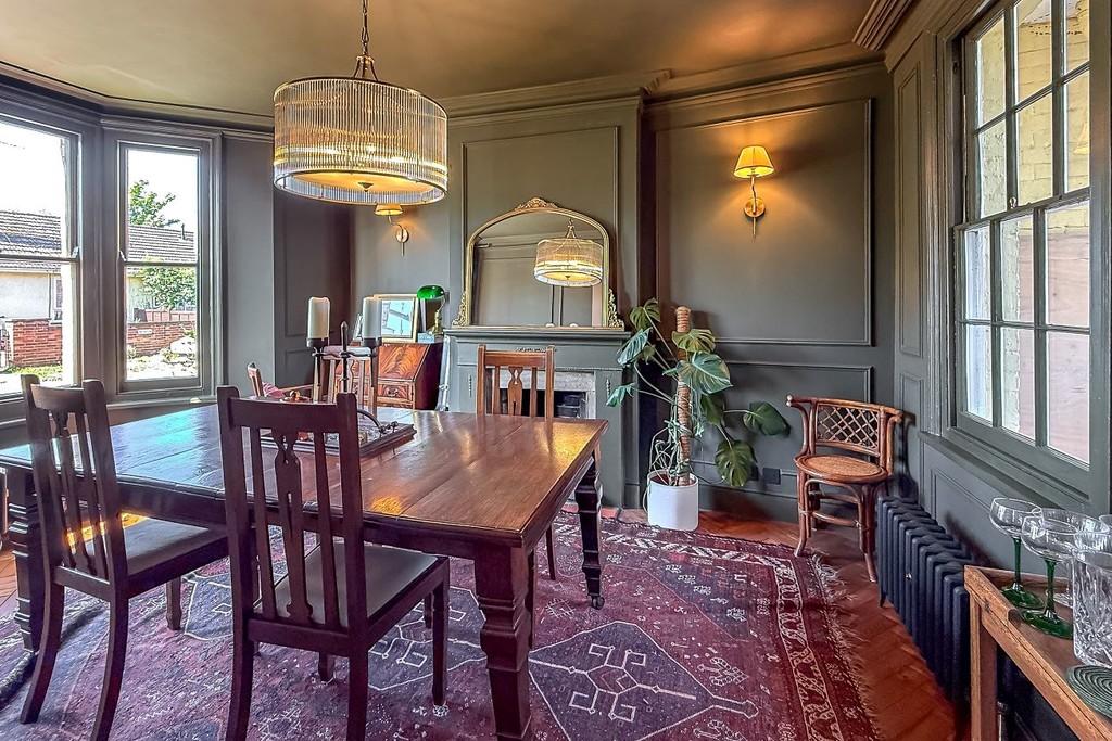 15 Royston Street-26