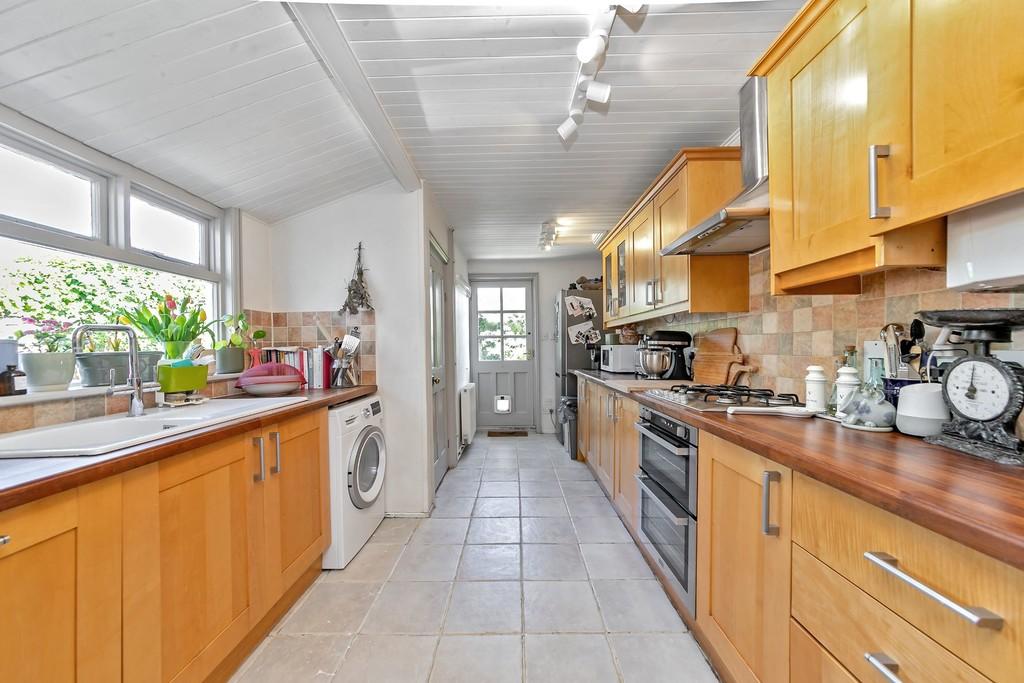 15 Royston Street-38