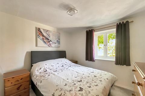 26 Crates Close, Kingswood, Bristol, BS15 4AF