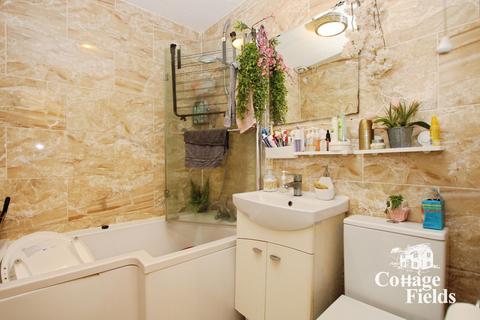 undefined, Linwood Crescent, Enfield, EN1