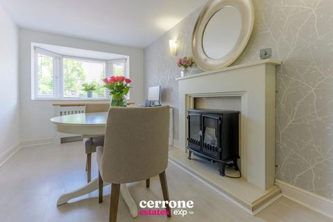 21 Beaumont Lawns, Marlbrook, Bromsgrove, B60 1HZ