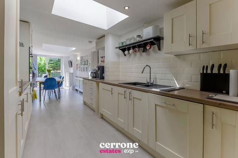 21 Beaumont Lawns, Marlbrook, Bromsgrove, B60 1HZ