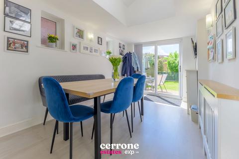 21 Beaumont Lawns, Marlbrook, Bromsgrove, B60 1HZ