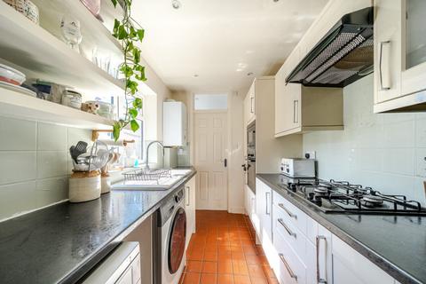 28 Yew Tree Road, Beckenham, BR3 4HT