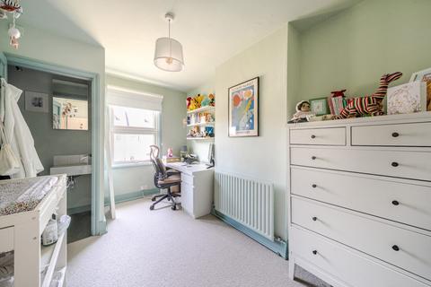 28 Yew Tree Road, Beckenham, BR3 4HT