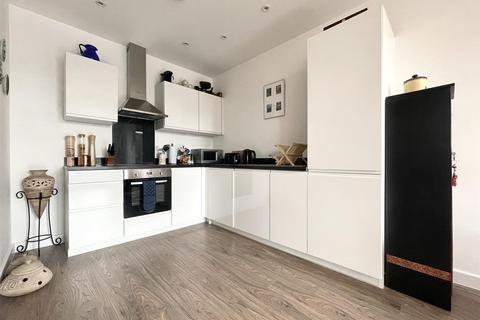 2 bedroom apartment to rent, Wote Street, Hampshire RG21