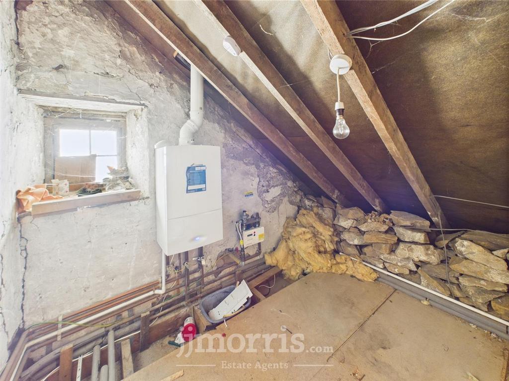 Attic/Loft Store Room