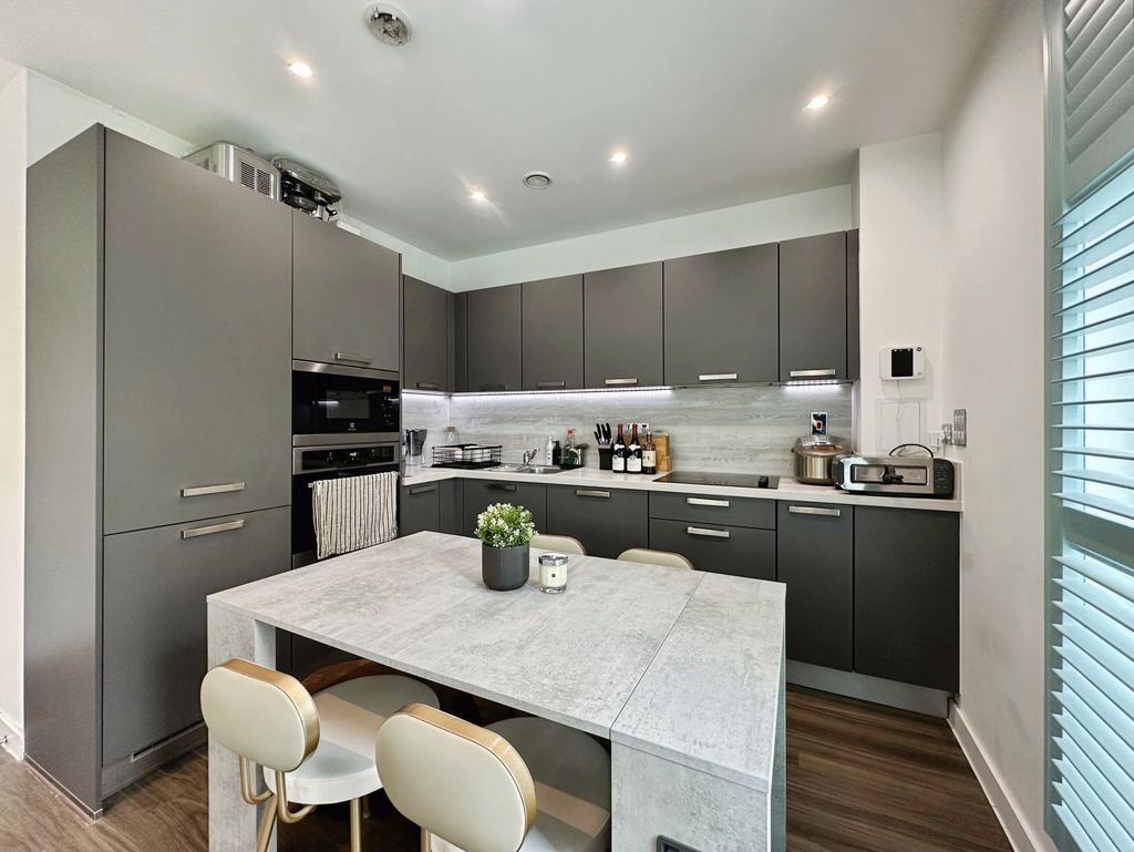 Eat in Kitchen