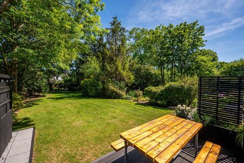 2 bedroom flat for sale, Sunderland Road, Forest Hill, London, SE23