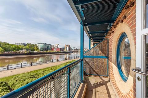 undefined, Mariners Wharf, Quayside, Newcastle upon Tyne