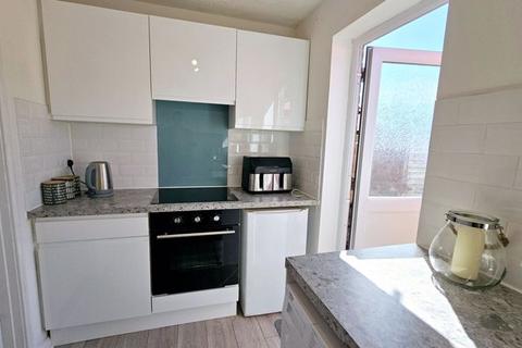 12 Plumpton Avenue, Hereford, HR4 9TZ