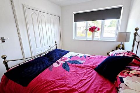 12 Plumpton Avenue, Hereford, HR4 9TZ