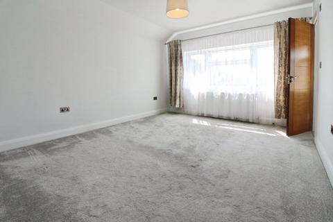 29 Burroway Road, Slough, SL3 8EH