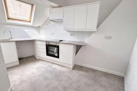 1 bedroom flat for sale, John Street, Porthcawl, CF36