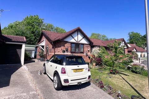 2 bedroom semi-detached bungalow for sale, 6 Bramble Close,Brackla, Bridgend, CF31 2PS