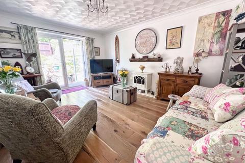 2 bedroom semi-detached bungalow for sale, 6 Bramble Close,Brackla, Bridgend, CF31 2PS