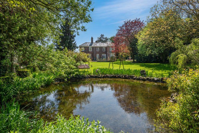 Maltby House Grounds