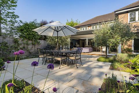 4 bedroom detached house for sale, Longhurst Road, East Horsley