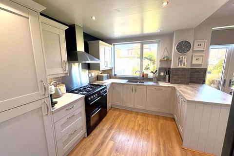 3 bedroom semi-detached house for sale, Ribbledale Gardens, High Heaton