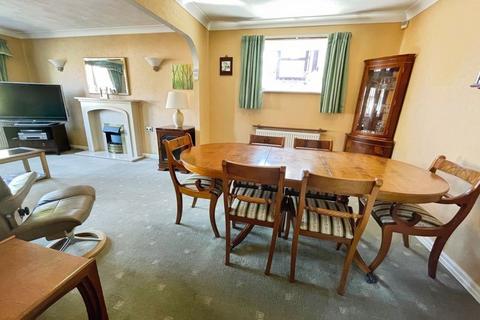 undefined, Berkeley Crescent, Radcliffe