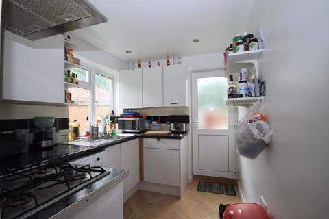 undefined, Princes Avenue, Greenford
