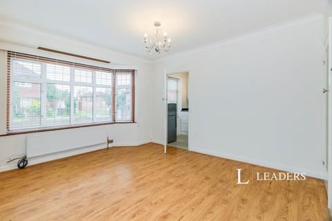 2 bedroom maisonette to rent, Villiers Close, Surbiton