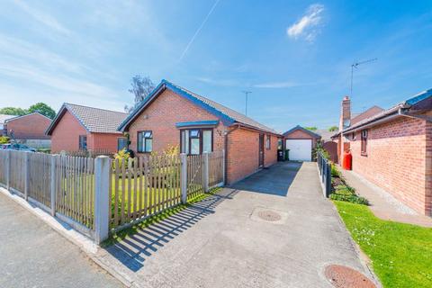 2 bedroom detached bungalow for sale, Oakwood Park, Wrexham