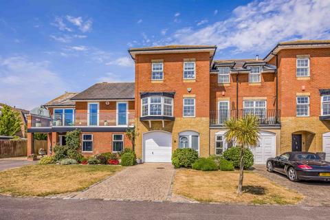 4 bedroom terraced house for sale, Crinoline Gardens, Southsea