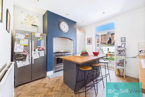 22 Sumner Road, Salford, M6 7GJ