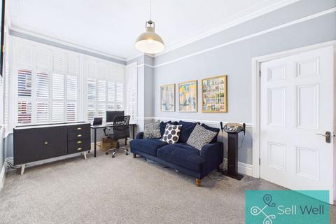 22 Sumner Road, Salford, M6 7GJ