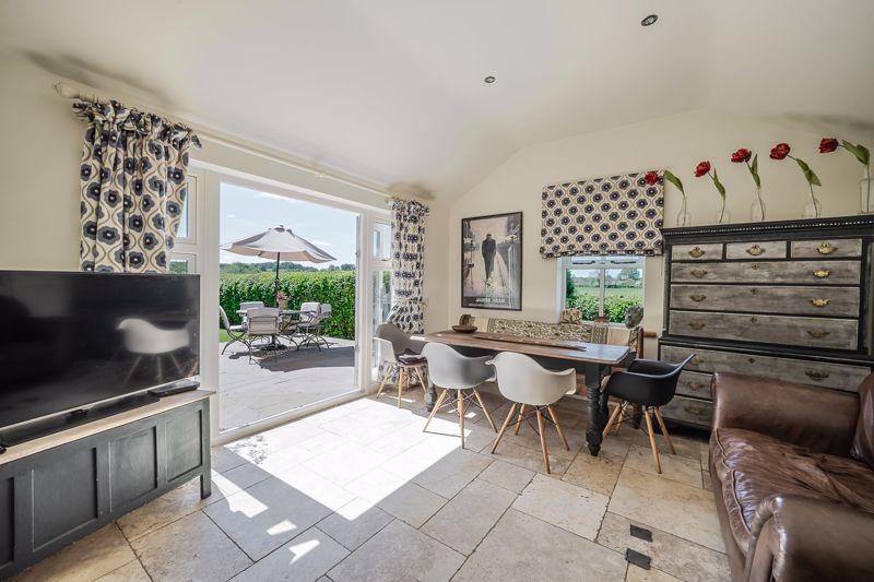 Open plan breakfast