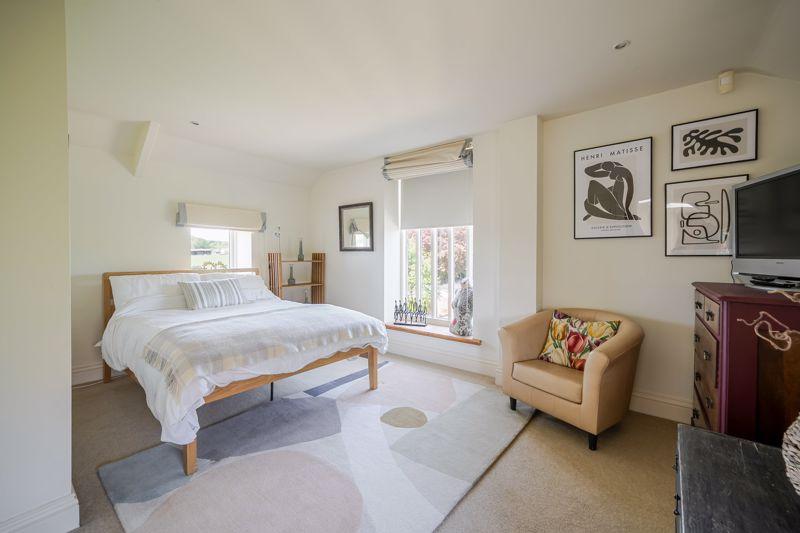 Guest bedroom