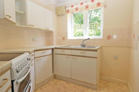 1 bedroom retirement property for sale, Dellers Court, Taunton TA1