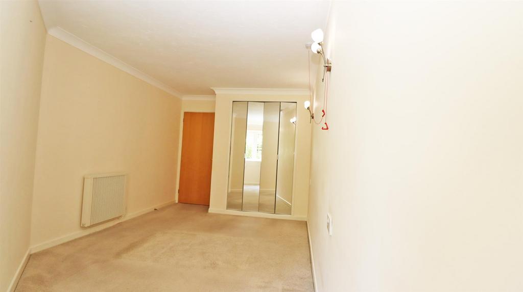Main bedroom