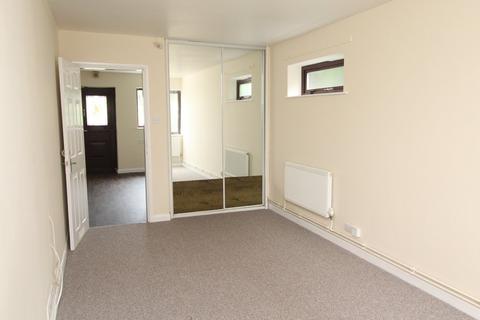 35 Attfield Drive, Whetstone, Leicester, LE8 6ND