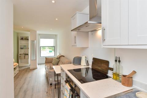 1 bedroom flat for sale, Columbia House, Worthing BN13