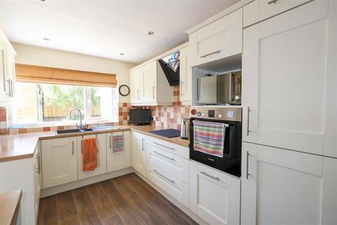 11 Ripon Way, Carlton Miniott, Thirsk, YO7 4LR