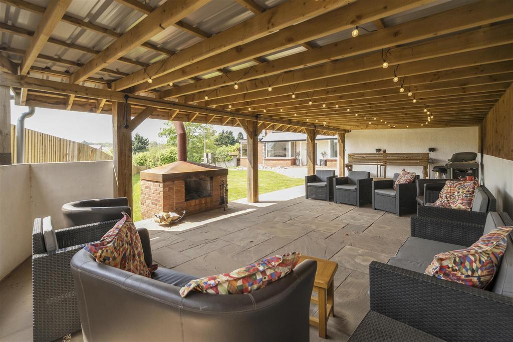 Outdoor dining area