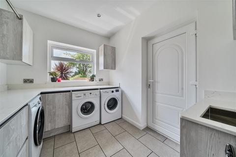 10 Dawlish Road, Exeter, EX2 8XW