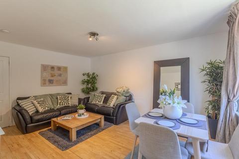 2 bedroom flat for sale, 490 Tantallon Road, Shawlands, Glasgow, G41 3HX