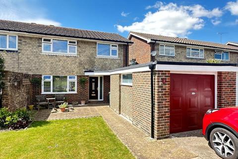 3 bedroom semi-detached house for sale, Hills Road, Steyning, West Sussex, BN44 3QG