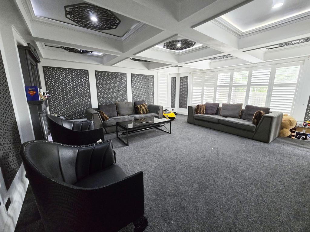 Living room 2