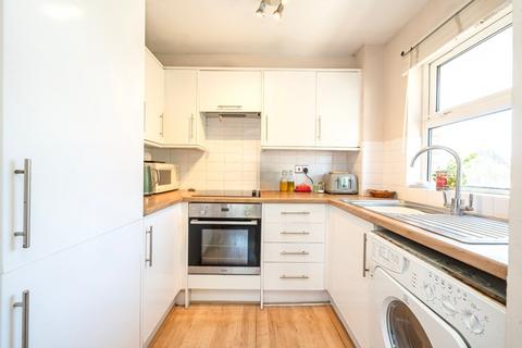 1 bedroom apartment for sale, London W4