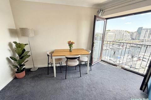 2 bedroom apartment for sale, Sutton Wharf, Plymouth PL4